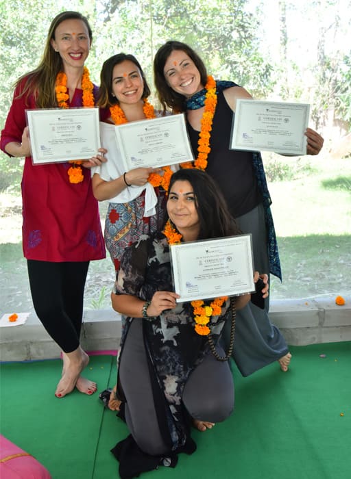 best 100 hour yoga ttc para best-100-hour-yoga-ttc