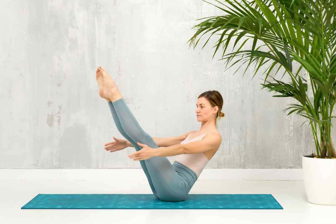 Paripurna Naukasana (Full Boat Pose) Paripurna Naukasana (Full Boat Pose)